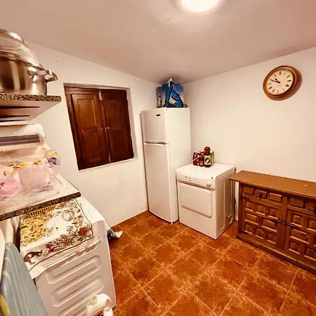 La Mimosa, Beautiful With Swimming Pool And Sea View Vila