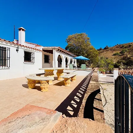 Vila La Mimosa, Beautiful With Swimming Pool And Sea View